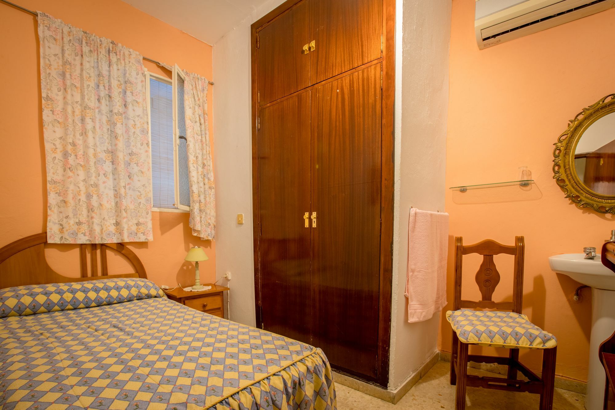 Javier Guest house