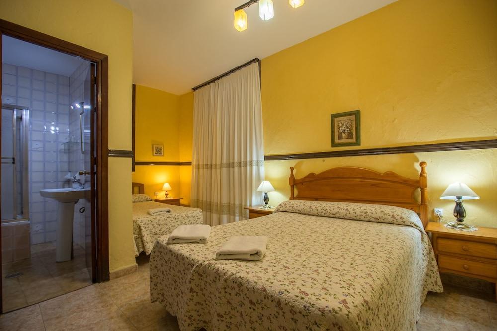 Guest house Javier Seville